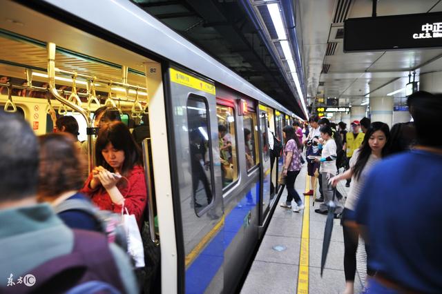 你知道生活、工作场所中哪个地方空气质量最差吗?