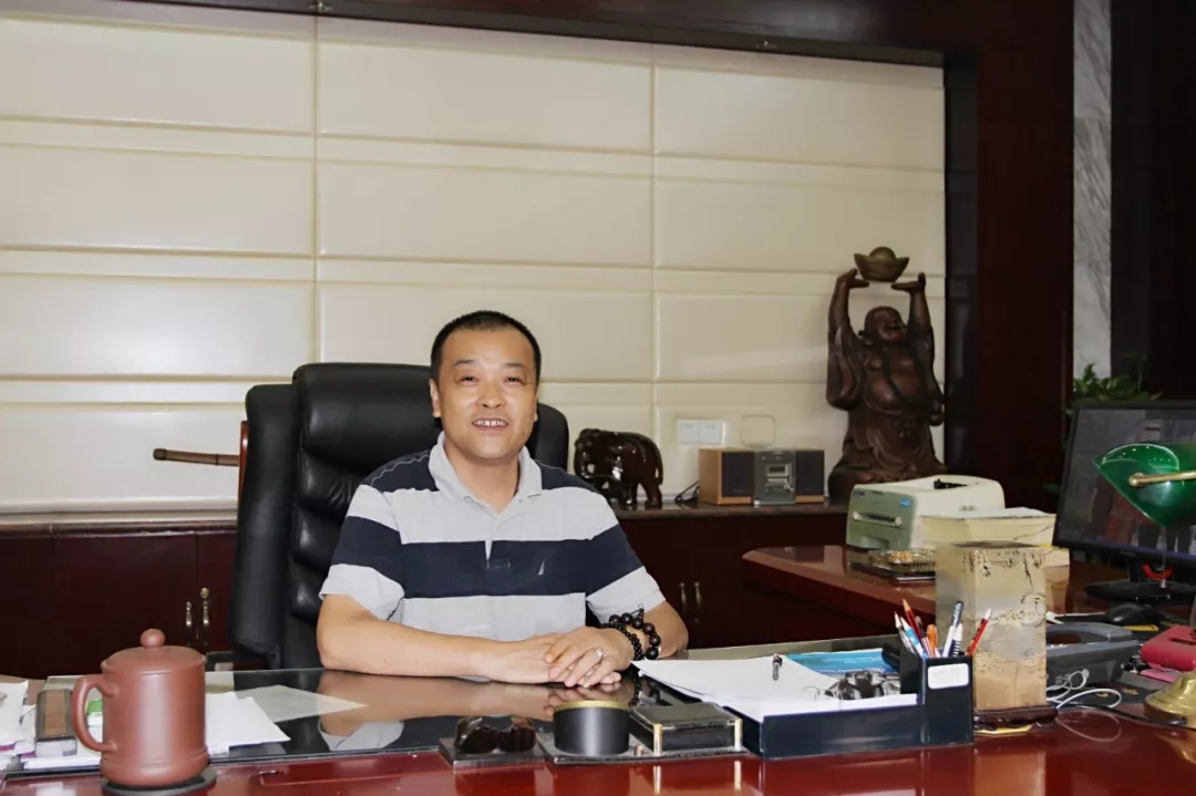 1572574610693854.jpg 640.webp.jpg