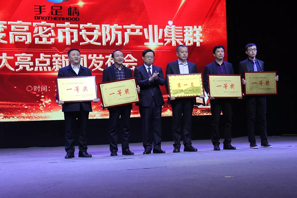 1579060753570196.jpg 640.webp (4).jpg