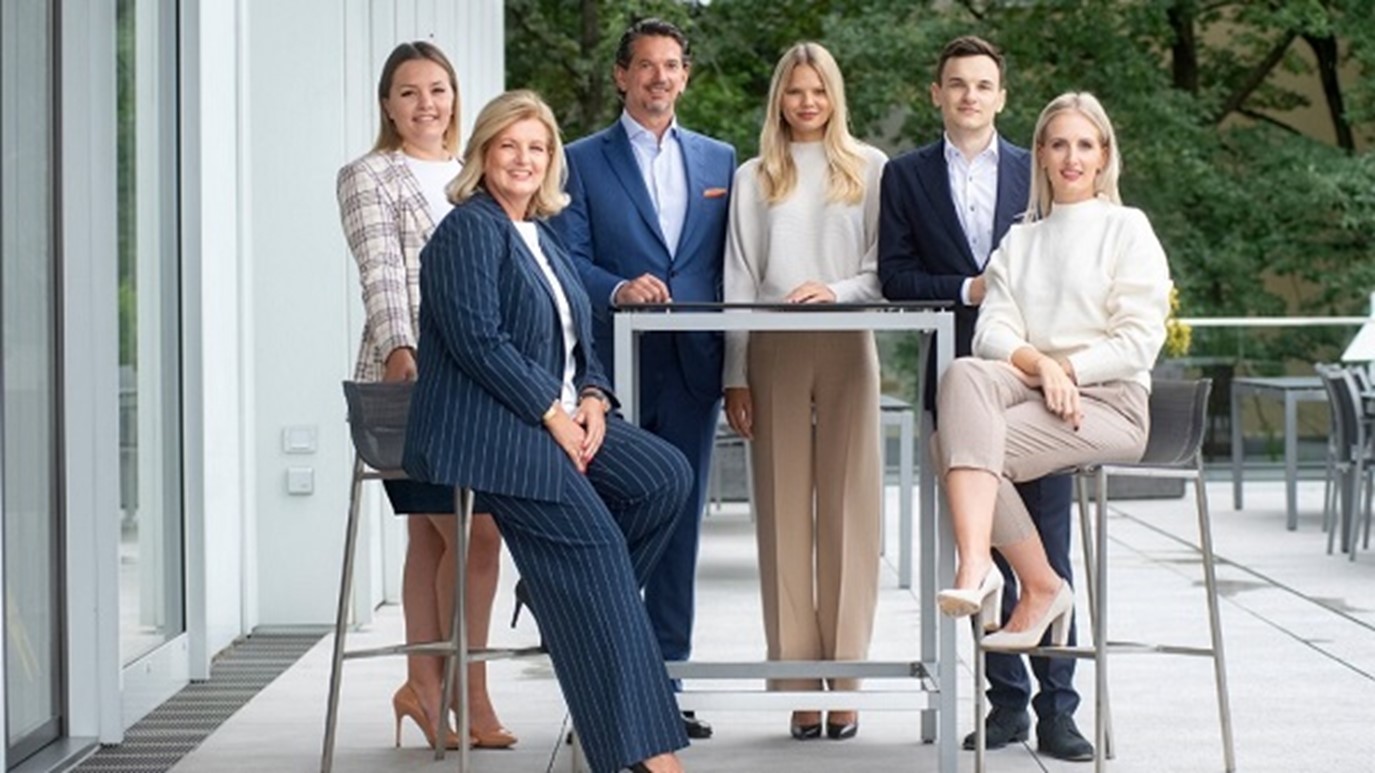 1688090349203825.jpg 6.jpg